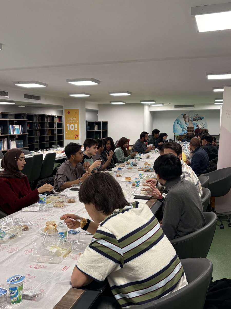 Türkiye Scholarships tweet media