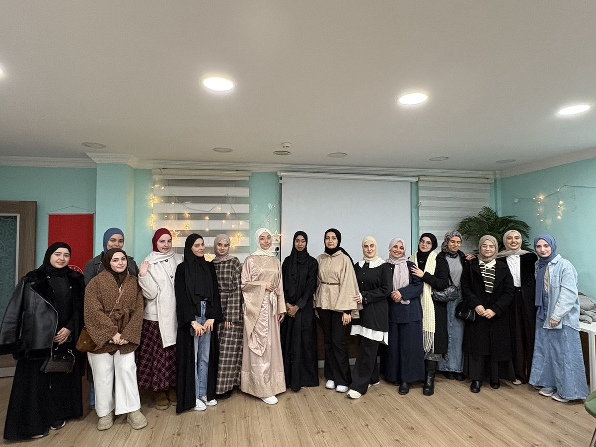 Türkiye Scholarships tweet media