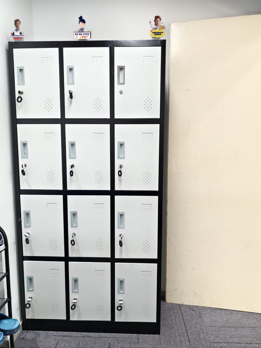 colebonat tweet media