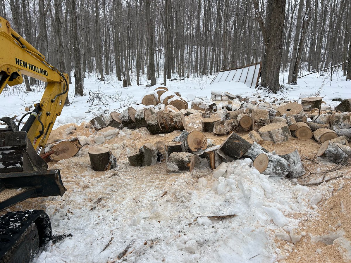 Larry Miller Retired tweet media