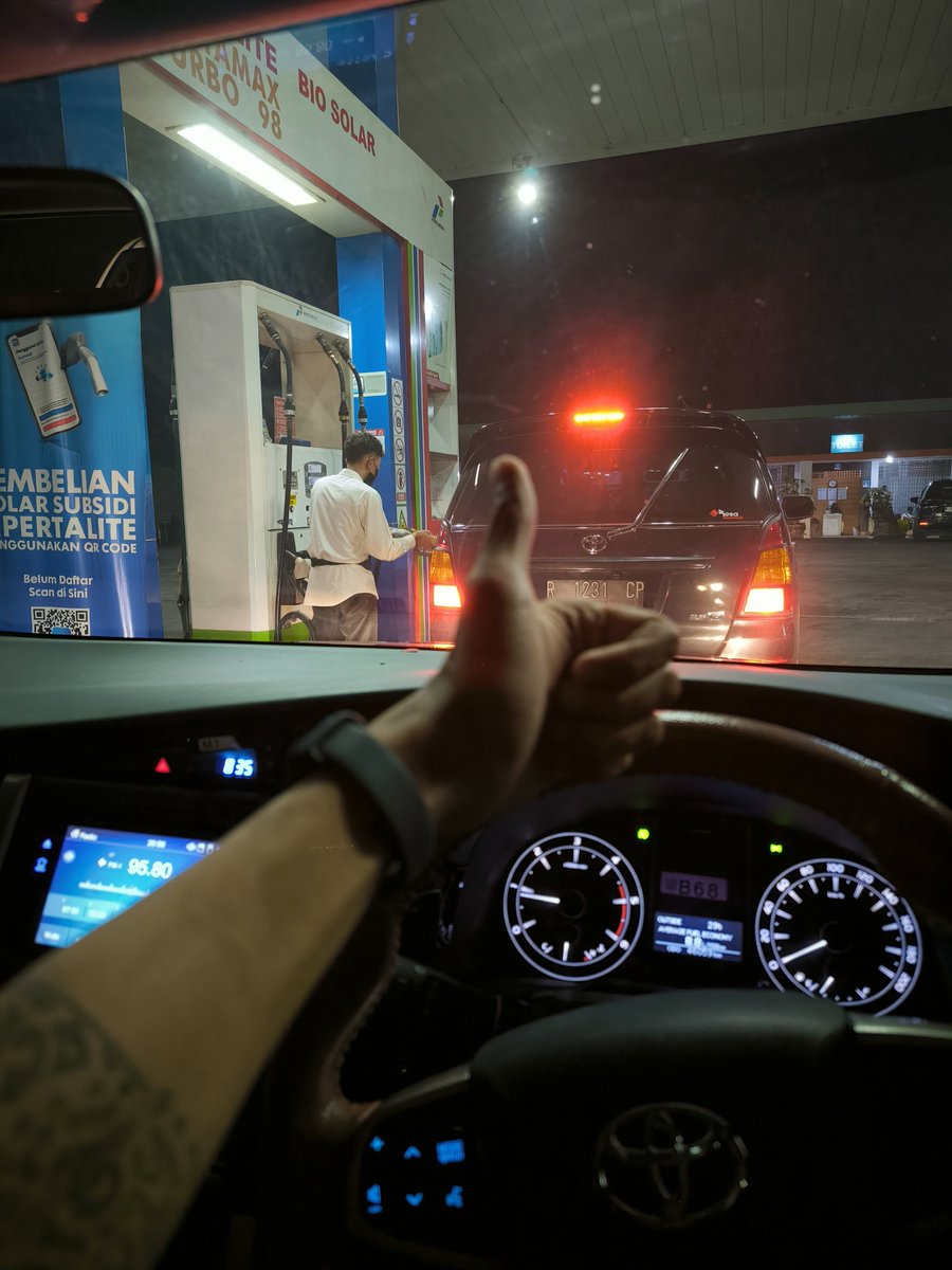 Tukang Mobil Mobilan tweet media