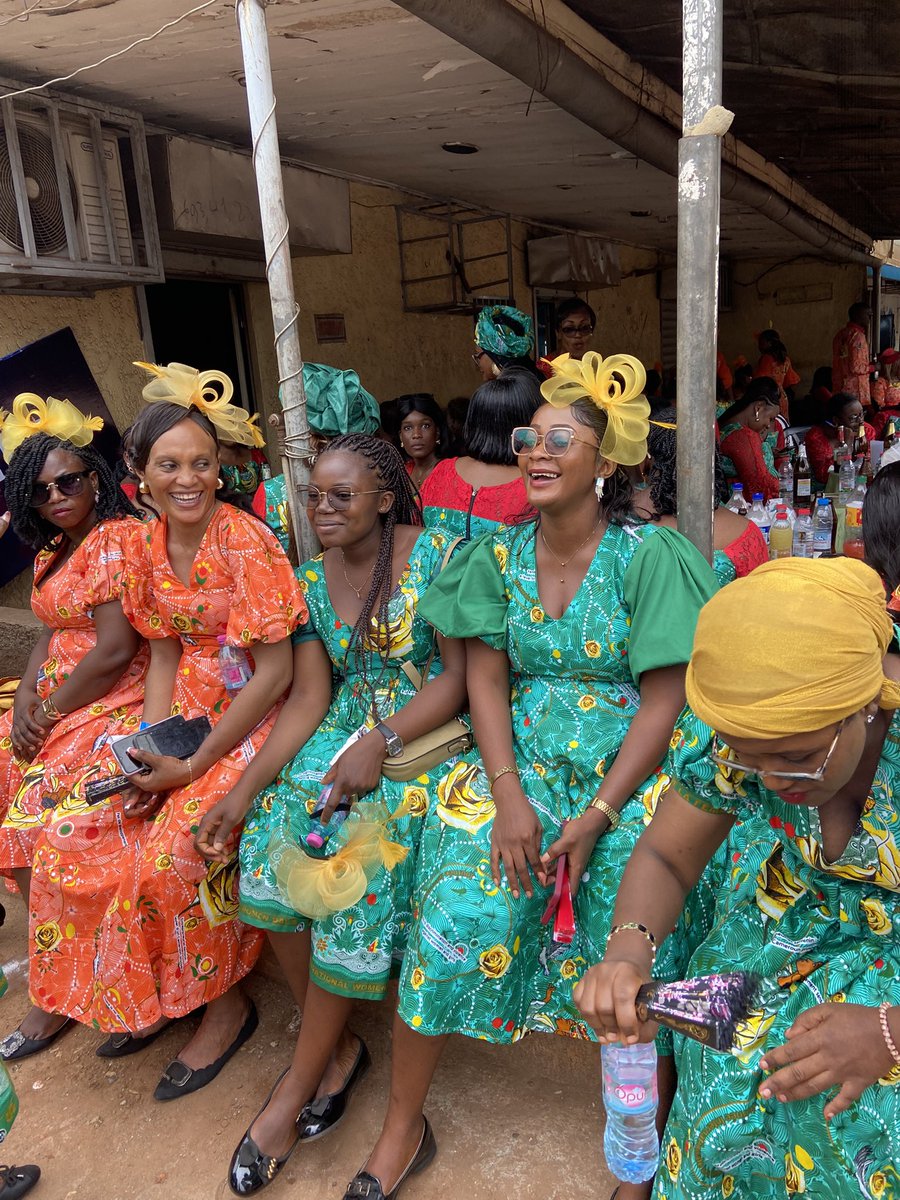 SODEPACmr's tweet photo. Retour en images de la Clôture des activités liées à la Journée Internationale des Droits de la Femme à la SODEPA.
Un défilé haut en couleurs en journée et des festivités riches en émotions dans l’après-midi.
#womenweek
#sodepa https://t.co/zNaX9PLVw5