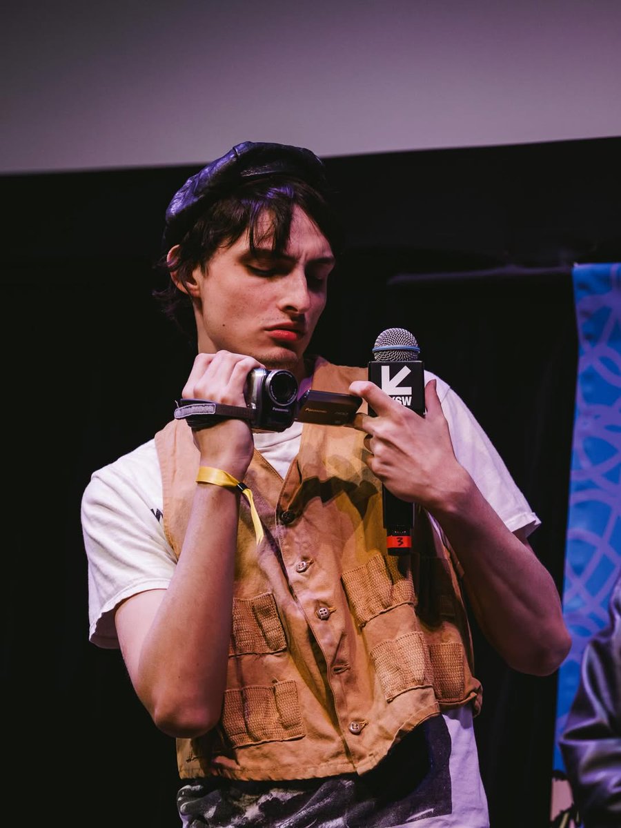 Finn Wolfhard Updates tweet media