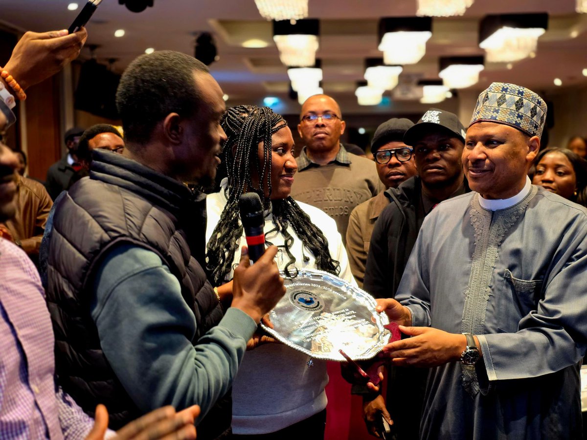 HMMohammedIdris's tweet photo. It was my pleasure to, on behalf of President Bola Ahmed Tinubu, meet beneficiaries of the Presidential Amnesty Programme (PAP) @N_DeltaAmnesty who are studying in the United Kingdom. Also in attendance was my colleague the Hon. Minister of State for Petroleum Resources (Oil), @senlokpobiri. 

It is very heartwarming to witness the impact of the program first hand and interact with beneficiaries. 

The President’s desire is to ensure that all Nigerians, including and especially the youth, are given the right opportunity to thrive and to contribute meaningfully to development of the country. 

Once upon a time, the story of the Niger Delta was one of deprivation, degradation and disorder. Today, through initiatives like the PAP and others, that story has changed for the better.

The Programme Administrator, Dr. Dennis Brutu Otuaro, informed me that there are over 8,000 students studying in Nigeria at the moment, and over 220 undergoing various studies in the UK. 

I personally think the PAP is one of the best programmes Nigeria has ever delivered, and the Tinubu Administration has done and is still doing a lot to reposition and strengthen it.