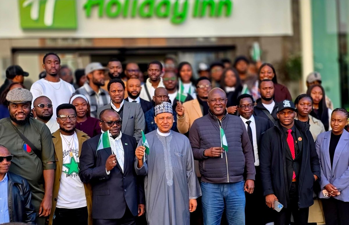 HMMohammedIdris's tweet photo. It was my pleasure to, on behalf of President Bola Ahmed Tinubu, meet beneficiaries of the Presidential Amnesty Programme (PAP) @N_DeltaAmnesty who are studying in the United Kingdom. Also in attendance was my colleague the Hon. Minister of State for Petroleum Resources (Oil), @senlokpobiri. 

It is very heartwarming to witness the impact of the program first hand and interact with beneficiaries. 

The President’s desire is to ensure that all Nigerians, including and especially the youth, are given the right opportunity to thrive and to contribute meaningfully to development of the country. 

Once upon a time, the story of the Niger Delta was one of deprivation, degradation and disorder. Today, through initiatives like the PAP and others, that story has changed for the better.

The Programme Administrator, Dr. Dennis Brutu Otuaro, informed me that there are over 8,000 students studying in Nigeria at the moment, and over 220 undergoing various studies in the UK. 

I personally think the PAP is one of the best programmes Nigeria has ever delivered, and the Tinubu Administration has done and is still doing a lot to reposition and strengthen it.