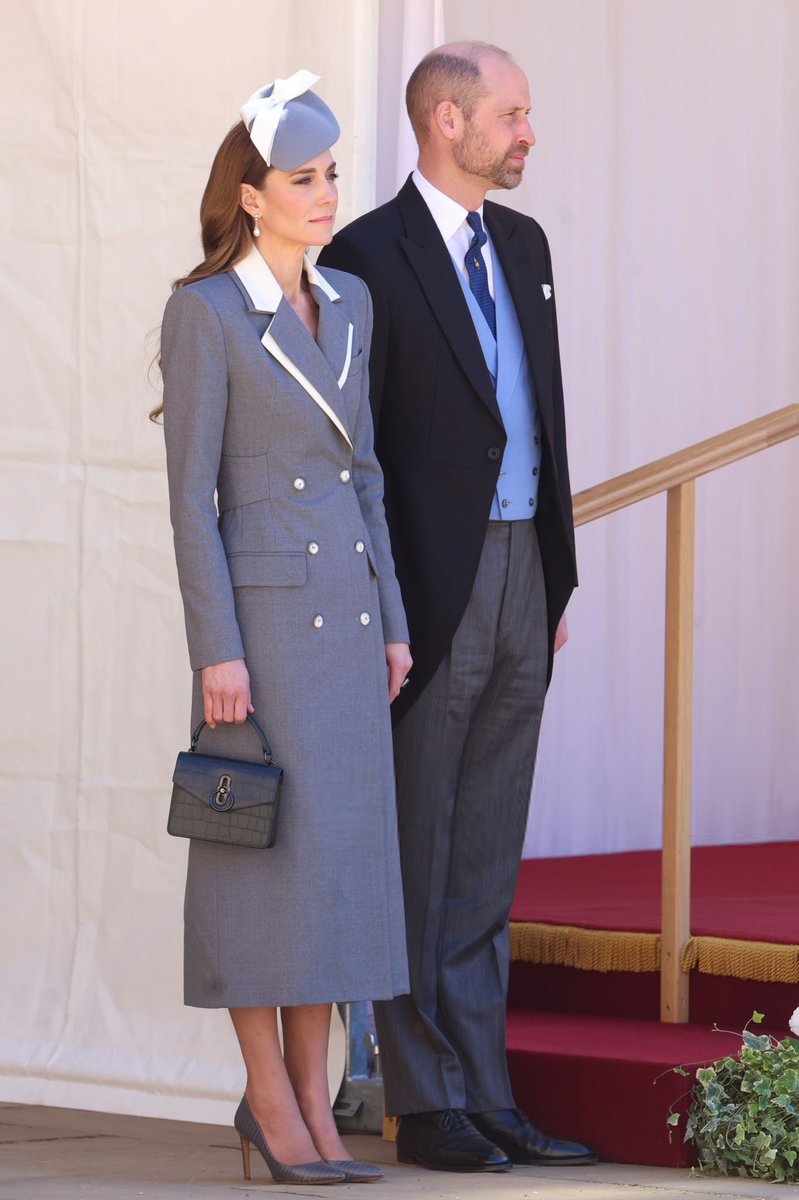 The Romantic Lady tweet media