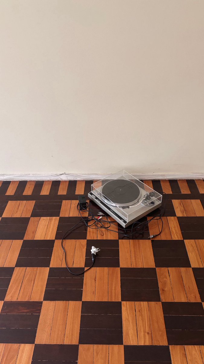 sempre a primeira coisa a chegar na casa nova