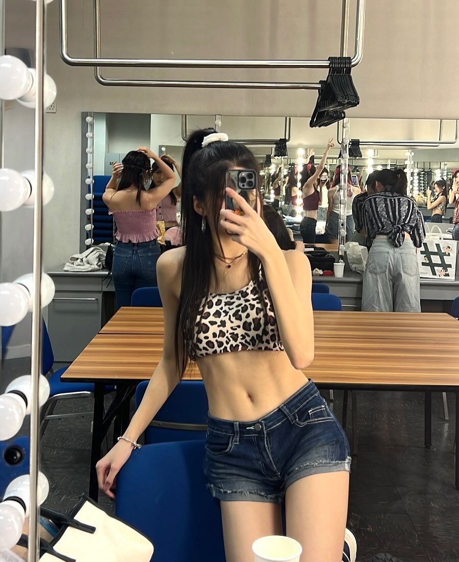 ハロへそ tweet media