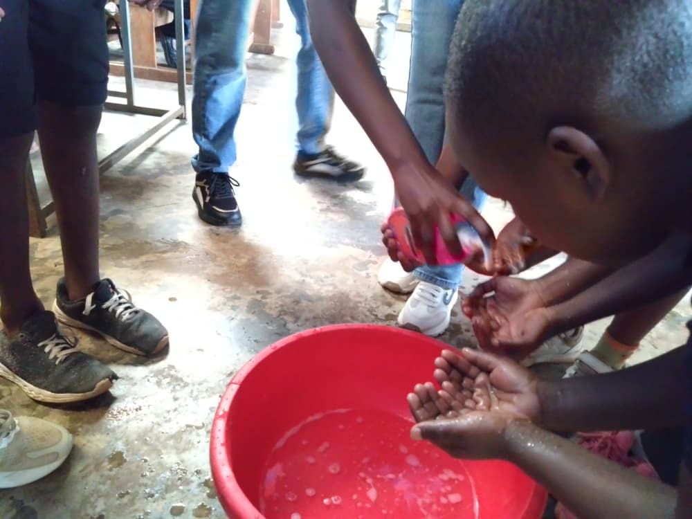 urywp's tweet photo. Today Over 500 students reached at EP Gitega! 💧📚
UR–YWP delivered a WASH awareness campaign on safe water use, hygiene, and pollution prevention.
Change starts with knowledge — empowering young minds to protect our water for a better future 🌍✨
#WorldWaterDay #WASH #URYWP https://t.co/eLxiGIURso
