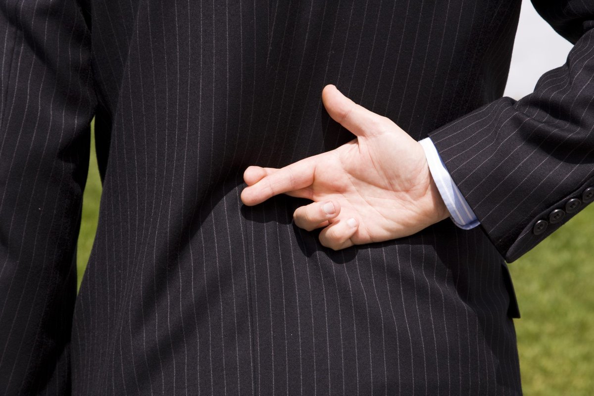 Why do “good people” sometimes misstate information and what can insurers influence to reduce misrepresentation? Learn how to apply behavioral science to encourage honesty in insurance applications and claims adjudication: buff.ly/fhvEWDW