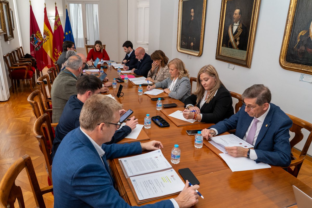 VOX Cartagena tweet media