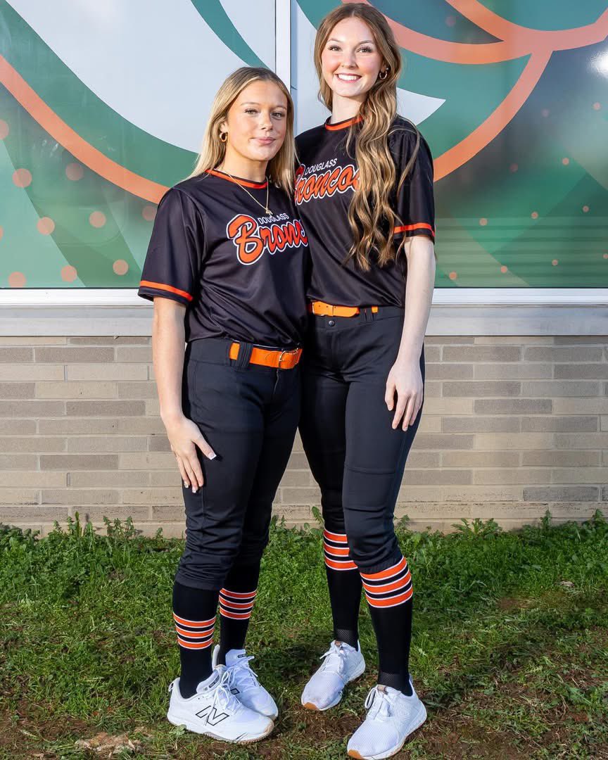 FDHS Softball tweet media