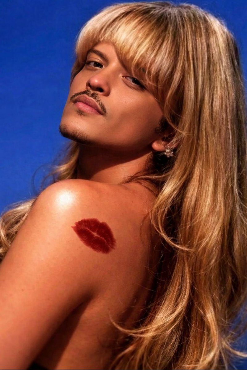BrunoMars_Memes's tweet photo. ???? https://t.co/kWoqNTzNBI