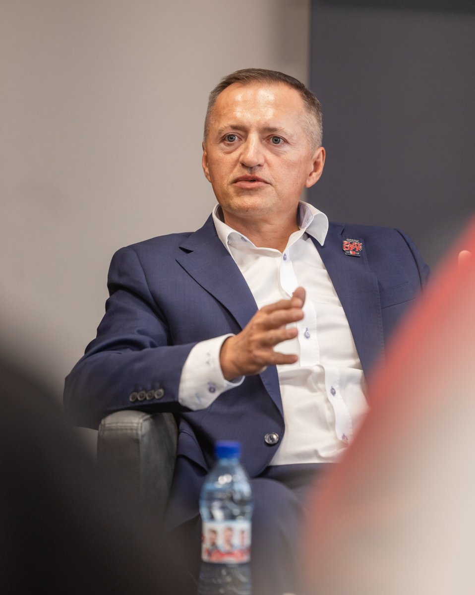 MHAP - Multifunkční hokejová aréna Pardubice tweet media