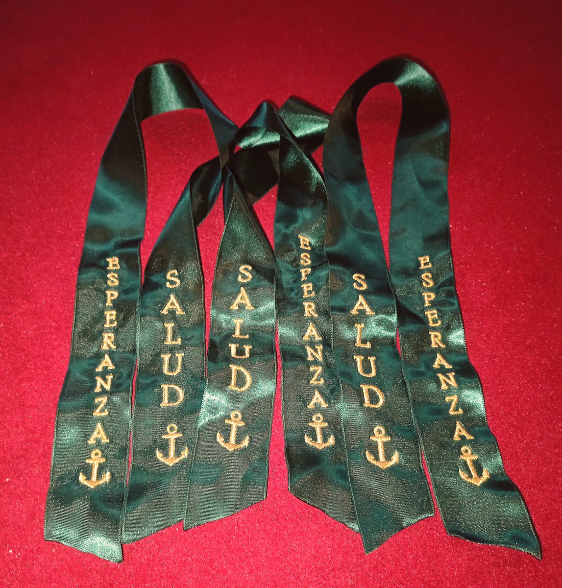 EsperanzAvila's tweet photo. NUEVO MERCHANDISING DE LA HERMANDAD:
Desde hoy en la Misa de Hermandad y los próximos días de Puertas Abiertas para visitar a nuestros Sagrados Titulares con motivo de la Semana Santa 2026, en la mesa instalada en la Iglesia de San Juan podrás encontrar los siguientes recuerdos https://t.co/zdLotNNv9U