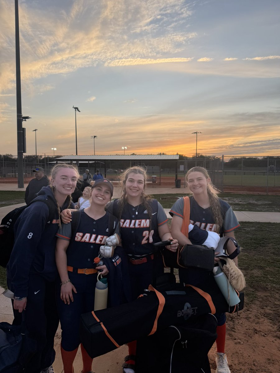 Salem State Softball tweet media
