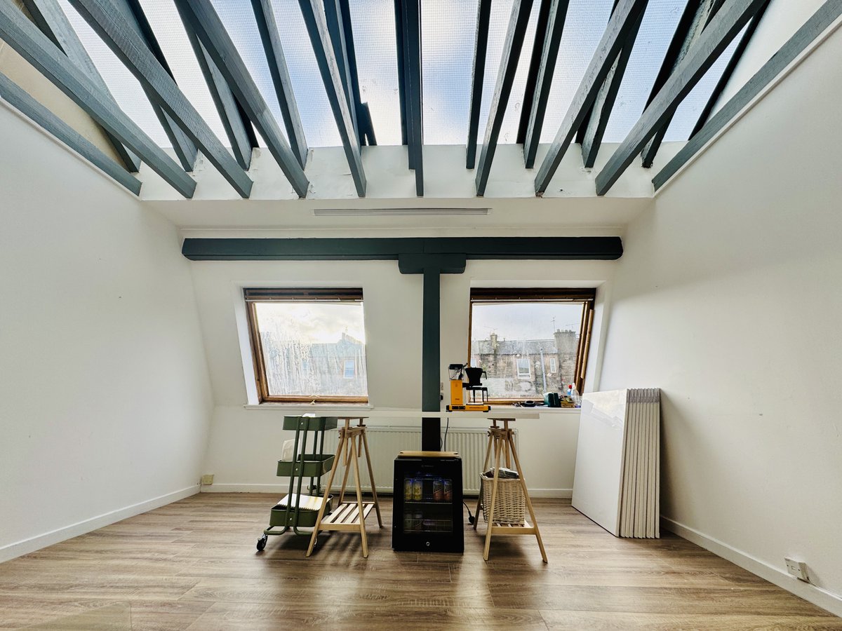 Rocketgirl tweet media