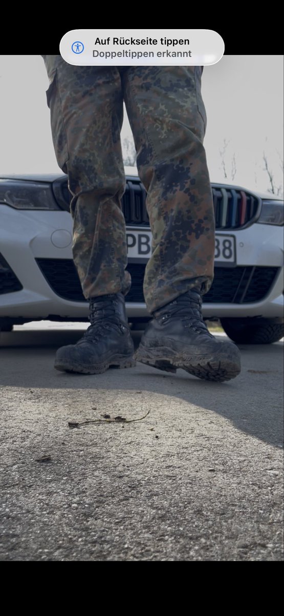 Sneakerking (5,9k) tweet media