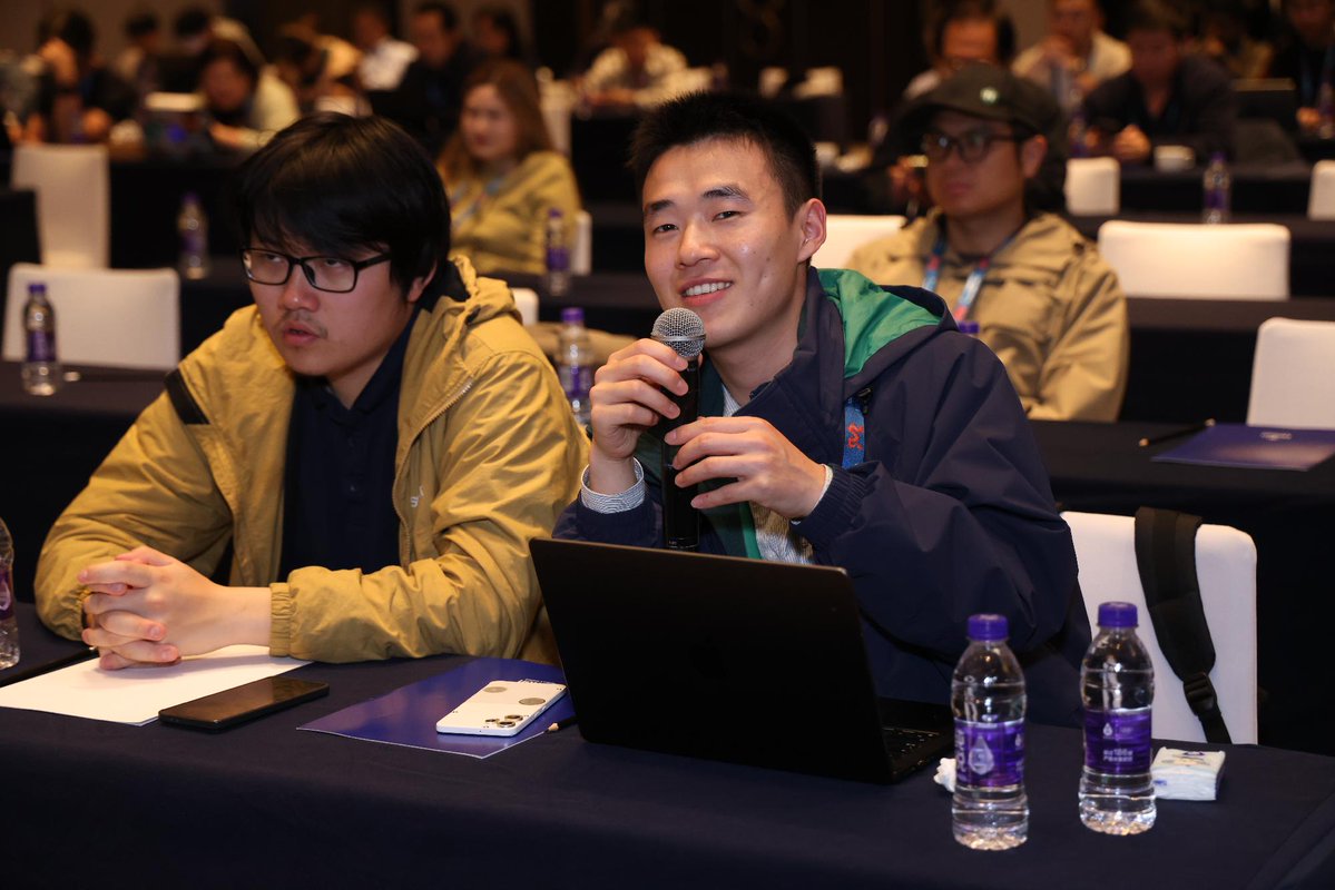 OpenSearchProj tweet media