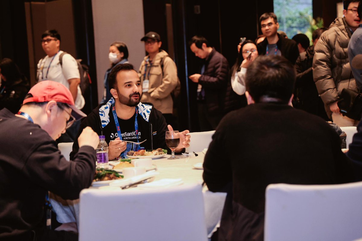 OpenSearchProj tweet media