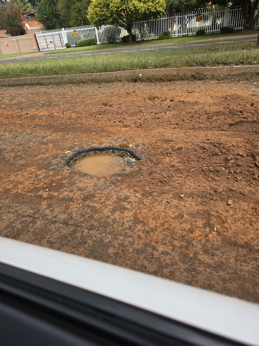 Sips12 Mthembu tweet media