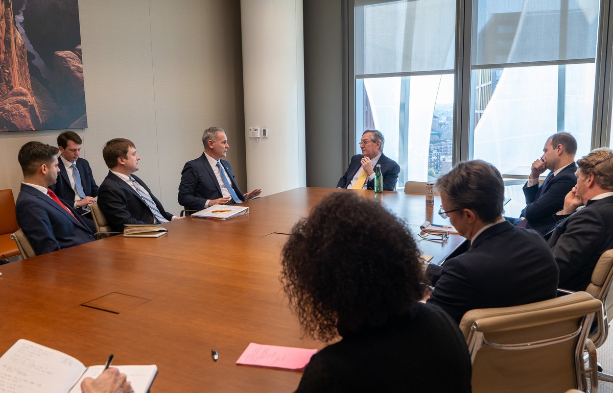 Ambassador Warren Stephens tweet media