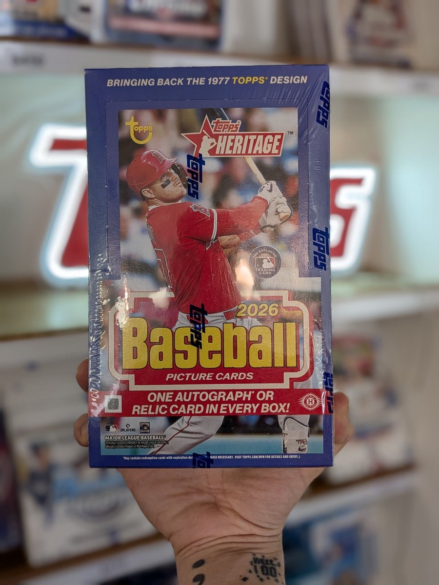 SportsCardJunct's tweet image. 🚨 FRESH STOCK AT THE JUNCTION 🚨

Come check out the all new 2026 Topps Heritage ⚾ and some of it's friends!  Topps Star Wars Smugglers Outpost, Topps Chrome Bundesliga ⚽, and all new KakaWow Star Wars and Disney. 

#SCJ #TradingCards #WhoDoYouCollect #TheHobby #SportsCards