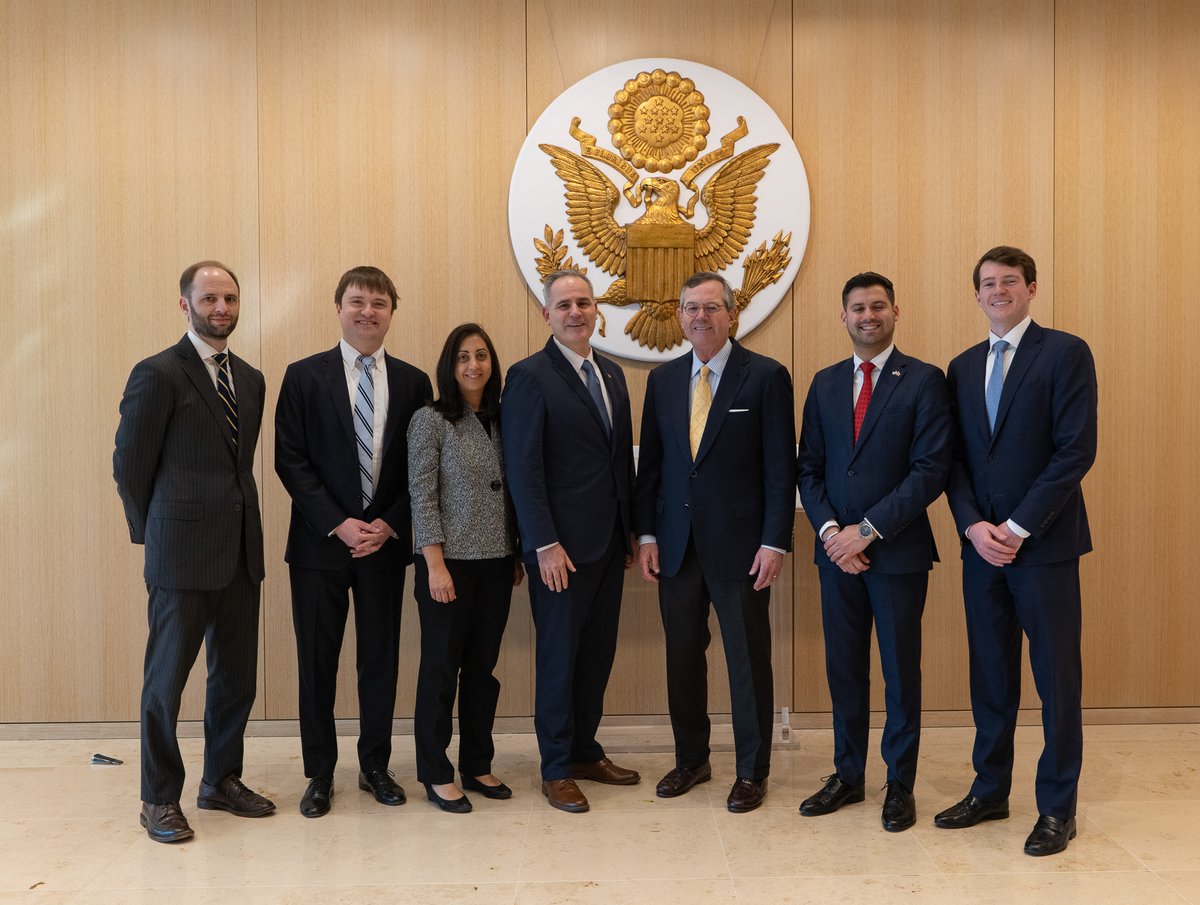 Ambassador Warren Stephens tweet media