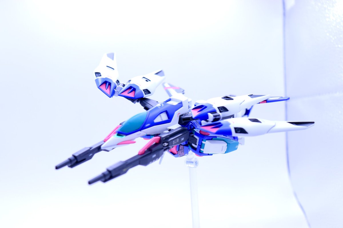 #愛機を愛する者達よこのタグに集え

エアリアル＋ウイングゼロ＋キャリバーン