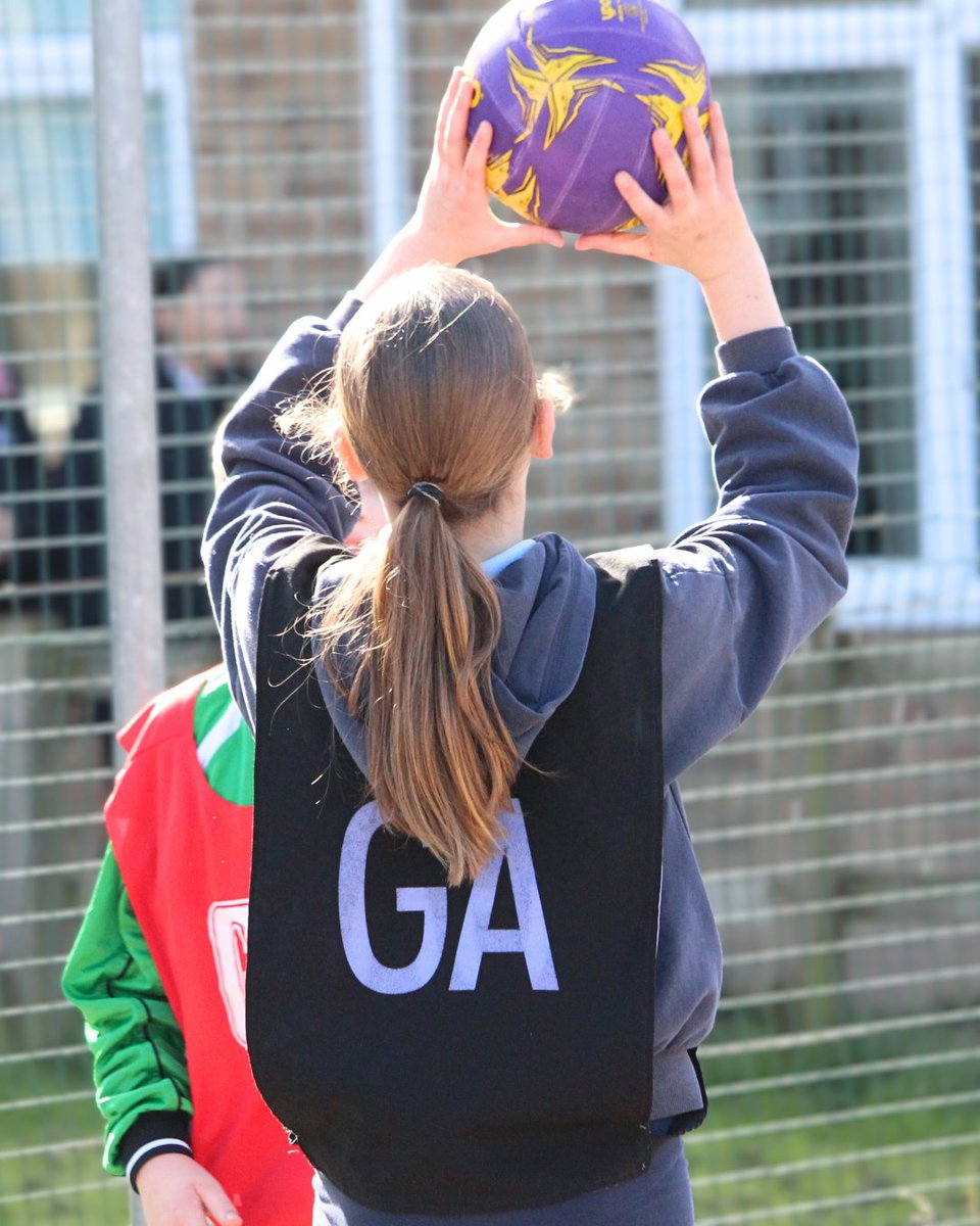 EYS_Coaching's tweet photo. Fantastic day hosting our Primary Schools Netball Tournament! 🏐✨
Huge thank you to the students from Didcot Girls' School for brilliant officiating.
Congrats to Hagbourne CE Primary School - our champions! 🏆

#Netball #SchoolSport #YouthSport #Oxfordshire https://t.co/vzksY1jNb8