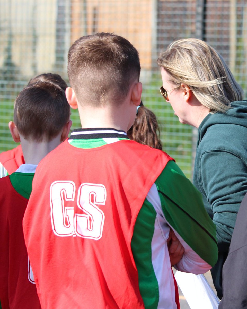 EYS_Coaching's tweet photo. Fantastic day hosting our Primary Schools Netball Tournament! 🏐✨
Huge thank you to the students from Didcot Girls' School for brilliant officiating.
Congrats to Hagbourne CE Primary School - our champions! 🏆

#Netball #SchoolSport #YouthSport #Oxfordshire https://t.co/vzksY1jNb8