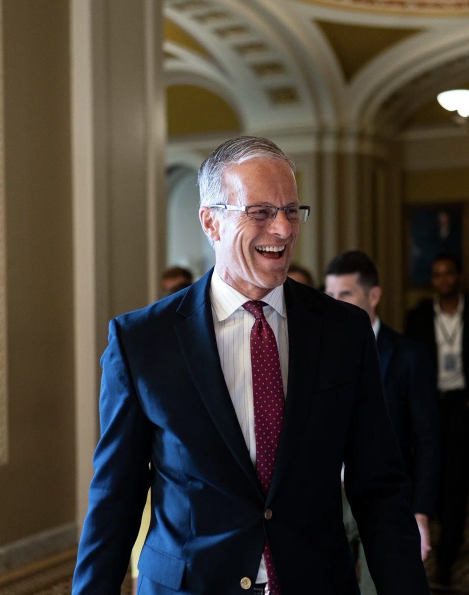 BARRON TRUMP tweet media