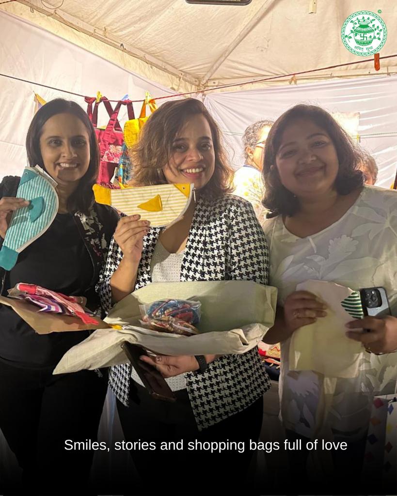 SamvitSudha's tweet photo. What a lovely day at our stall ✨
So many of you stopped by to explore our products. Some even came back with friends to shop again, it made our day! It was also lovely seeing the youth appreciate our products, and we even received a few CSR enquiries! 
Grateful for all the love! https://t.co/NvhJKfpm3n