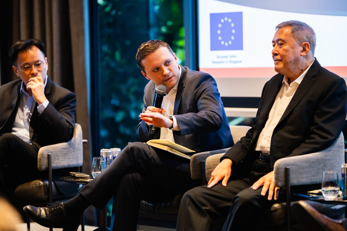 EU in Singapore tweet media