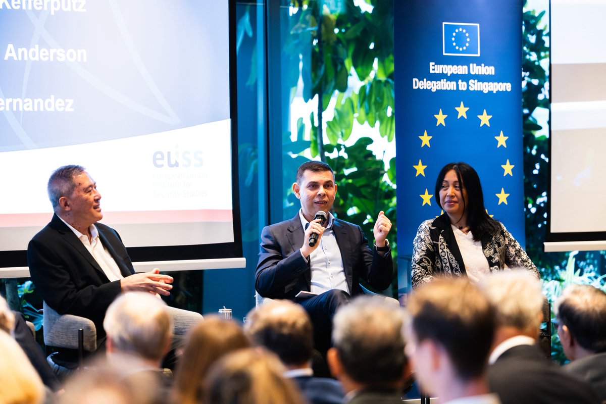 EU in Singapore tweet media