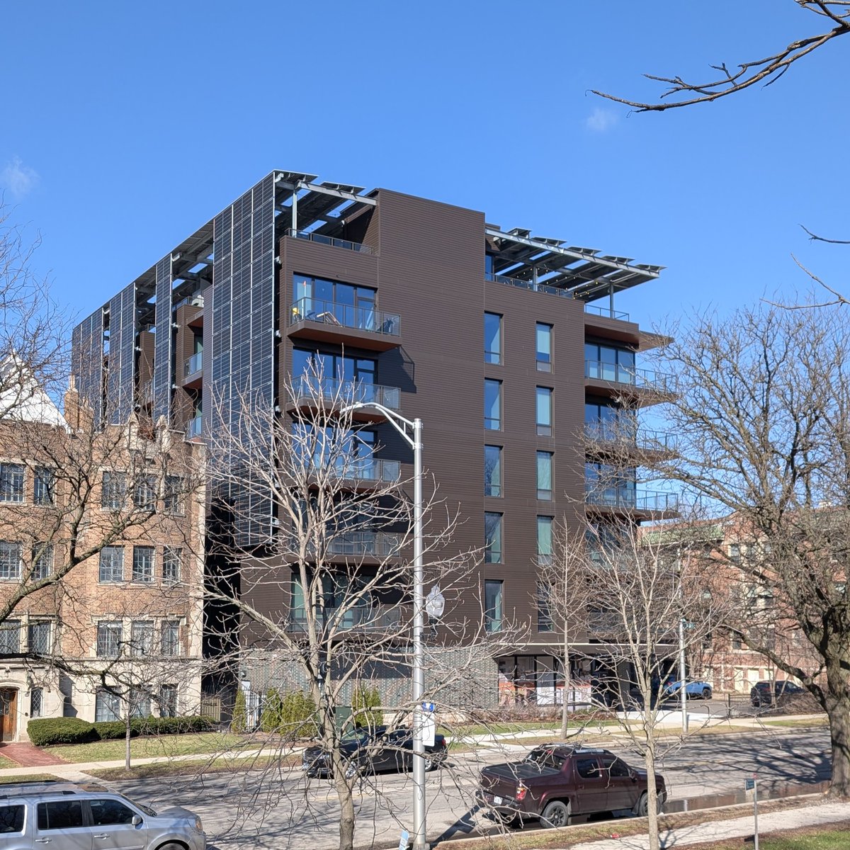 PHIUS1's tweet image. "The air is calm, there aren’t sharp temperature fluctuations or drafts tickling your neck, and the outside world is seen, but not heard."

When it comes to passive buildings, you just have to be there: ow.ly/IIQJ50YtygP

#passivebuilding #passivehouse #greenbuilding