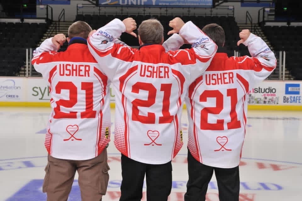 11 years ago today Simmsey and friends walked for Amy Usher 🧡

#HockeyFamilySticksTogether
#ForAmy