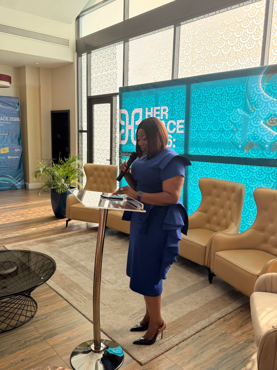 Bluebulb tweet media