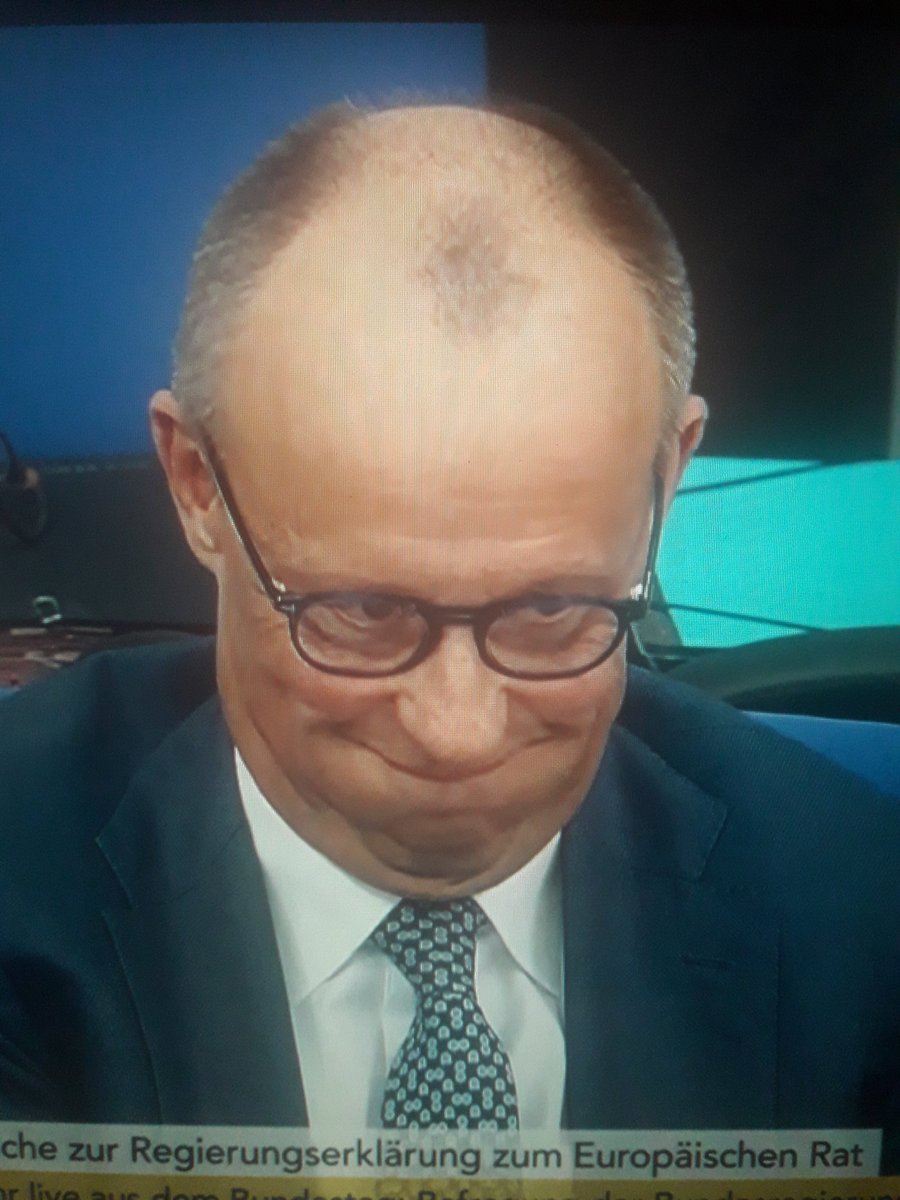 Bea08110's tweet photo. heute war Herr Merz wieder Herr Gernegroß und teilweise lagen wohl die Nerven  auch ziemlich blank
dieser Mann ist eine absolute Schande für unser Land https://t.co/UyjVh15wPY