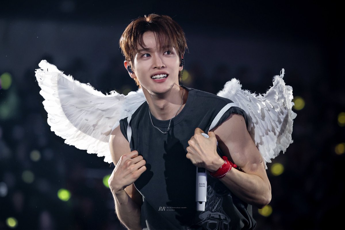 𝑹𝑹 tweet media