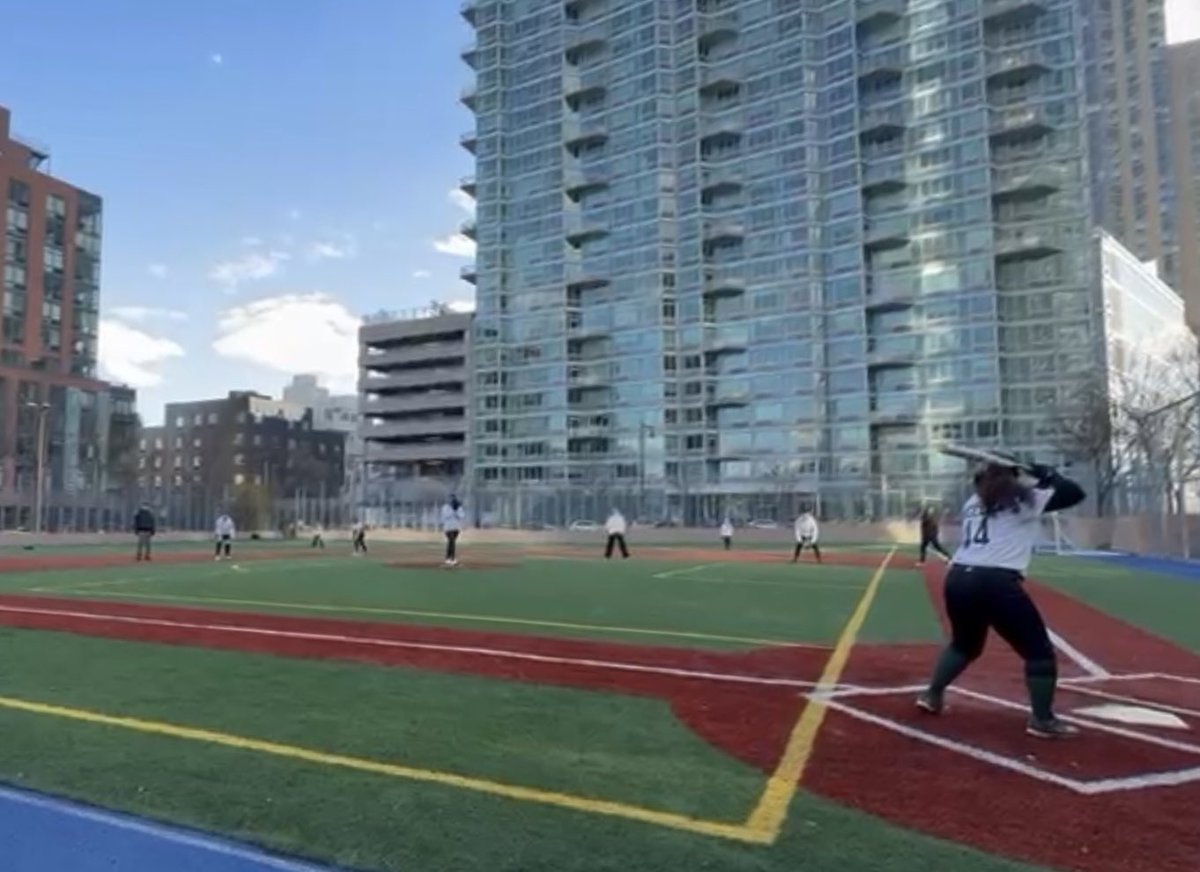 Middle College HS tweet media