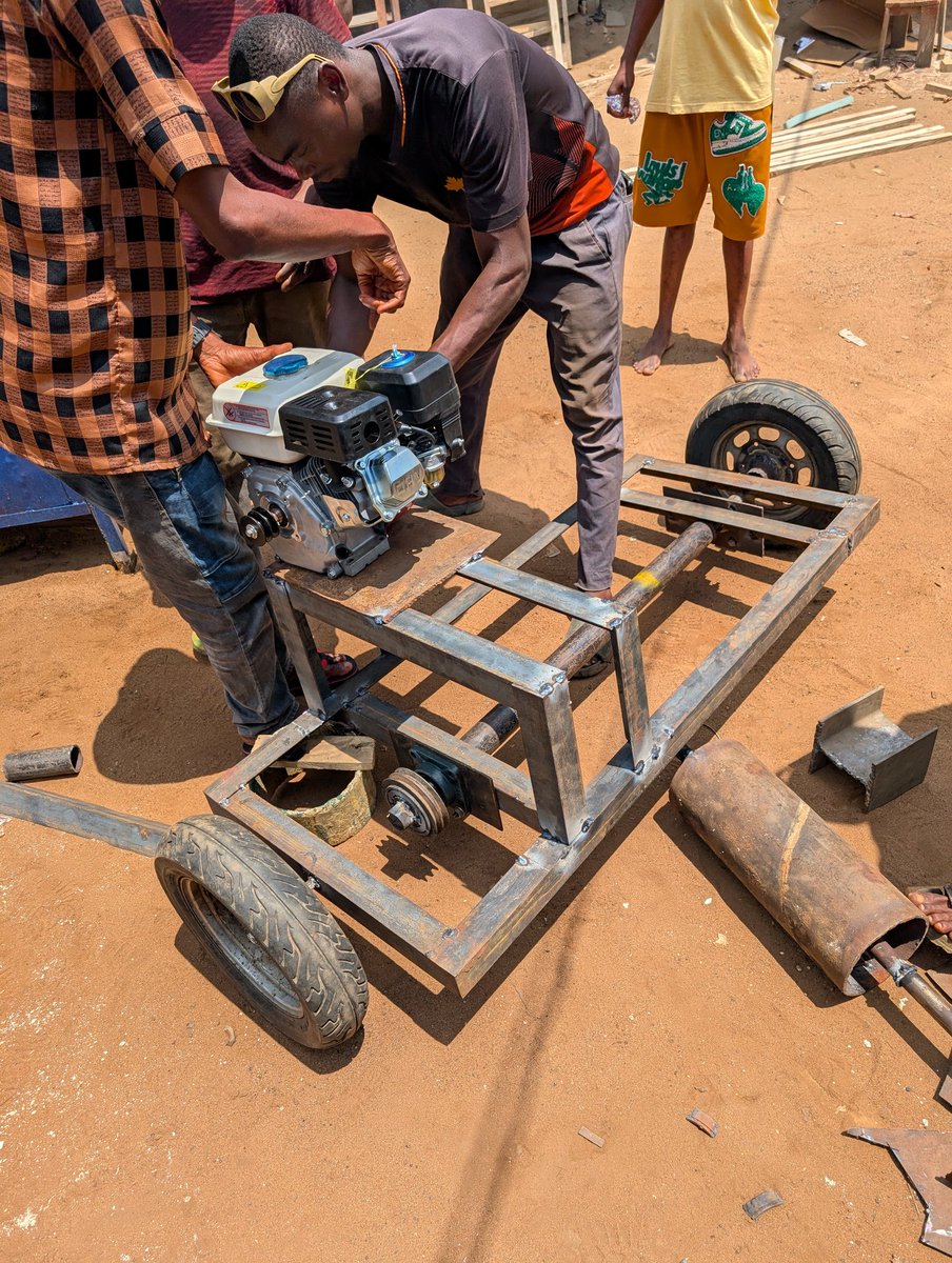 Mark Essien tweet media