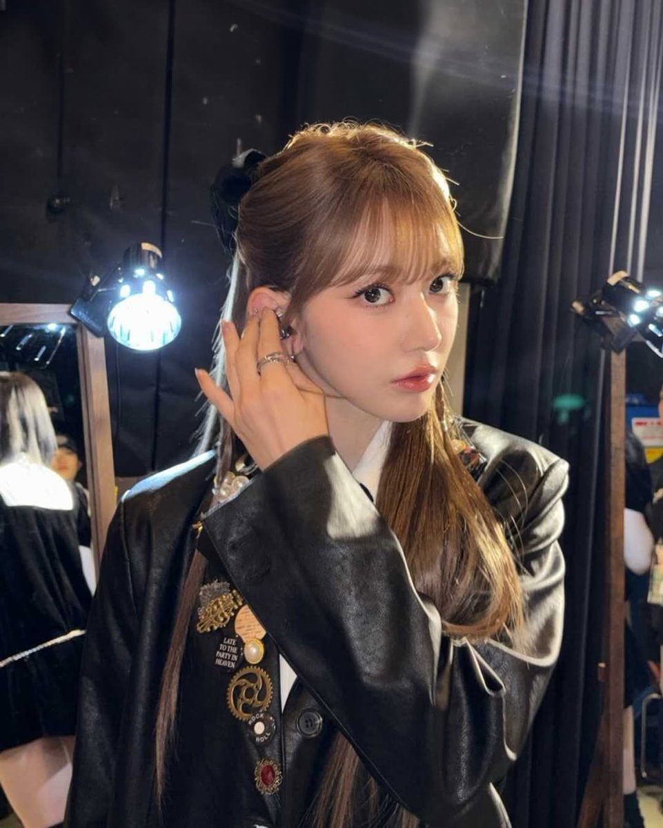 for_chaewon's tweet photo. Happy birthday Kkura 🩷
#SAKURACelebramus
#온세상에_사쿠라_피어나 https://t.co/IRselIXhfz