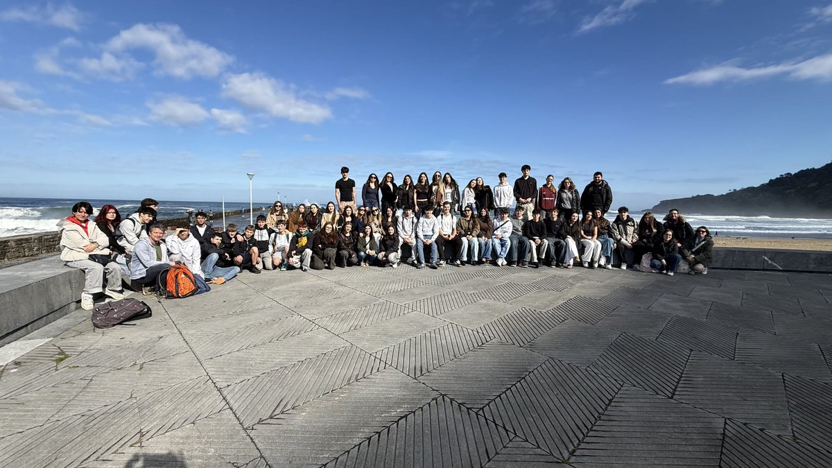 Botikazar tweet media