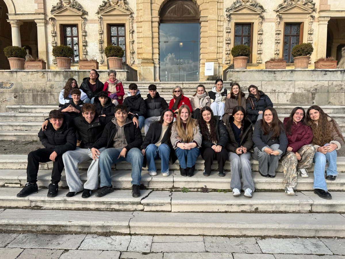 Botikazar tweet media