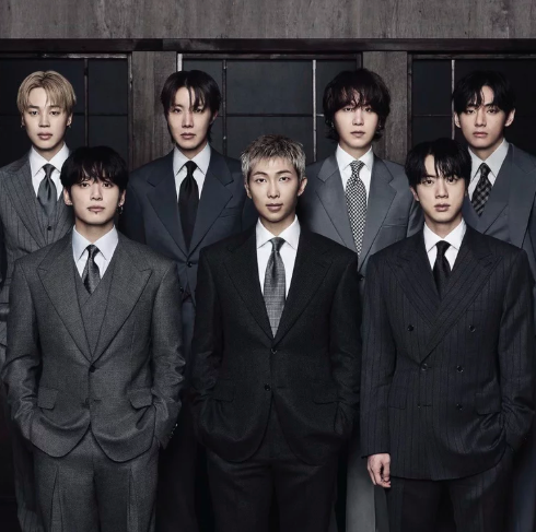 About Music tweet media