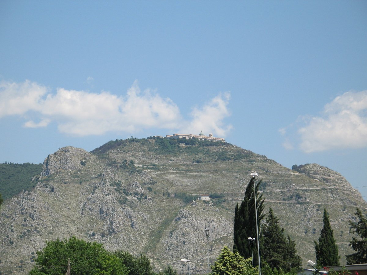 Mr. FUBAR tweet media