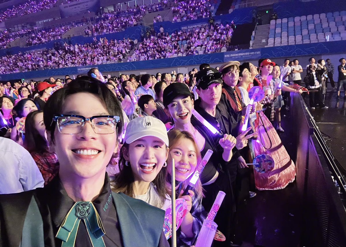 Divine Models tweet media