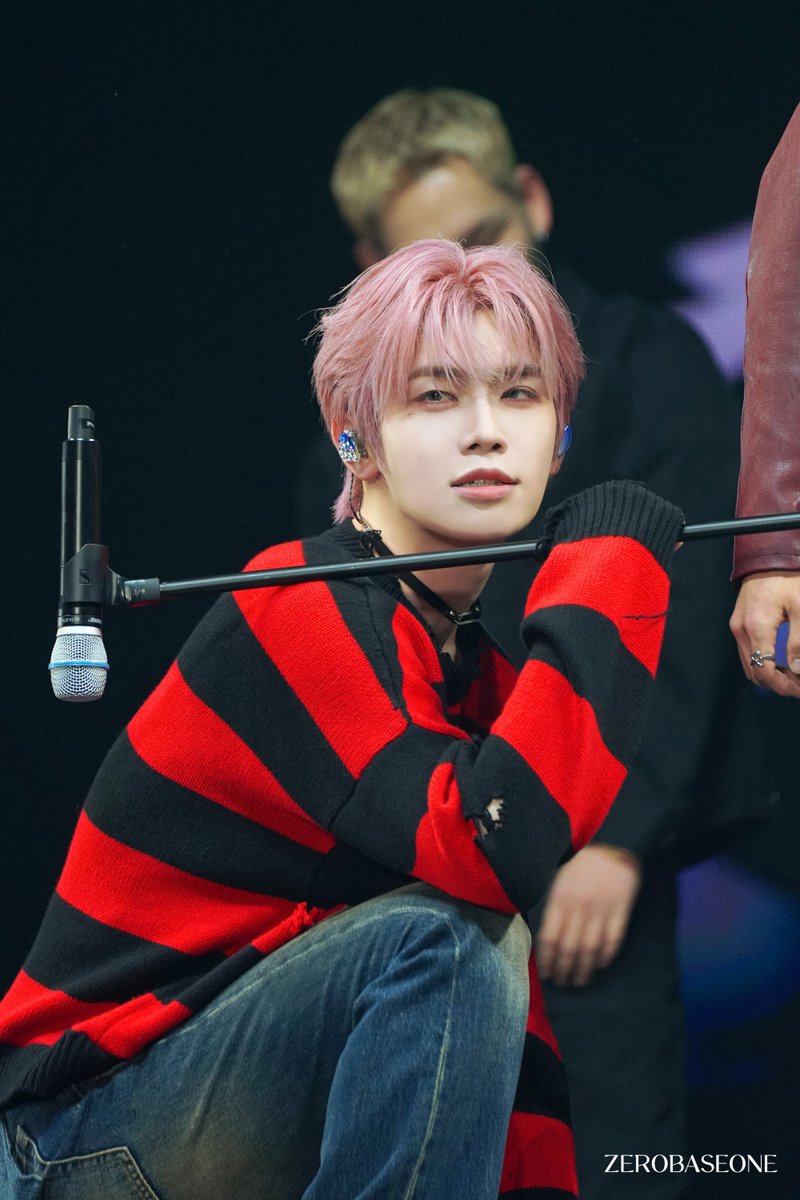 this photo of taerae....