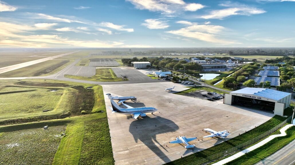 Vero Beach Regional Airport tweet media